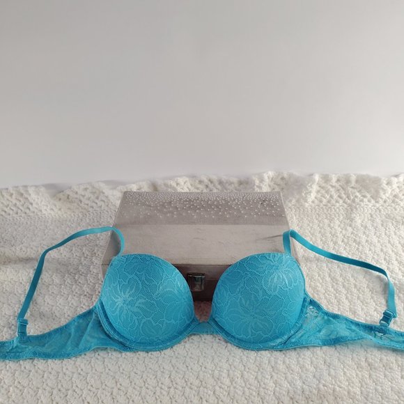 LaSenza REMIX Push Up Plunge Bra: Cyan Blue Lace with Hot Pink Lining - Picture 2 of 8